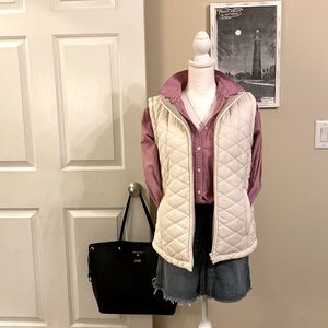 North River Outfitters Quilted Vest Jacket Cream Size L. Very Gently Loved.🥰